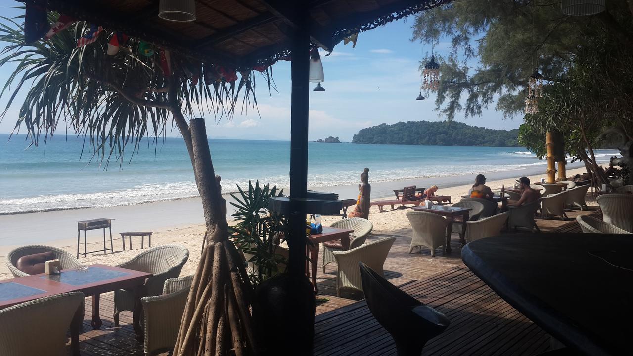 Bamboo Bungalows Koh Phayam Exterior photo